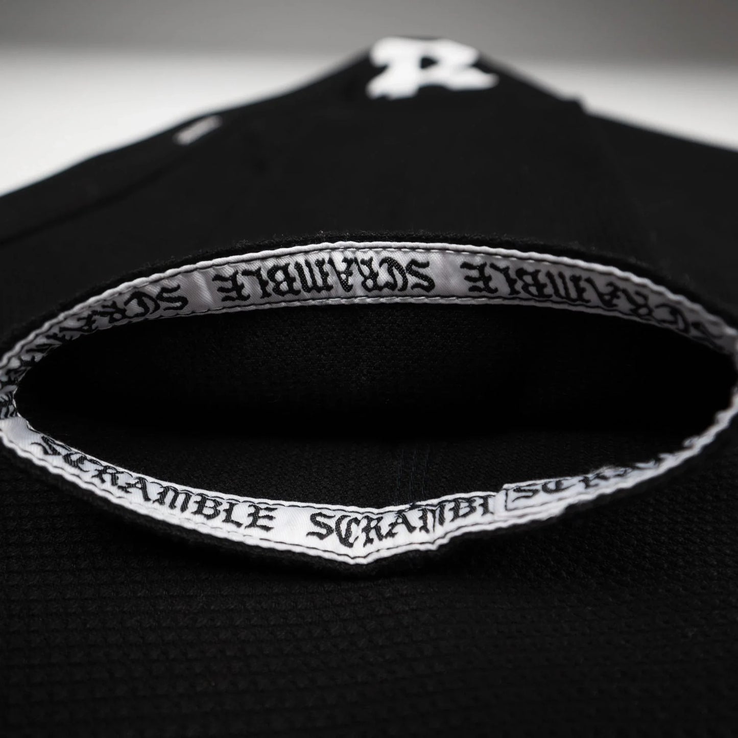 SCRAMBLE GLYPH GI - WOMEN'S