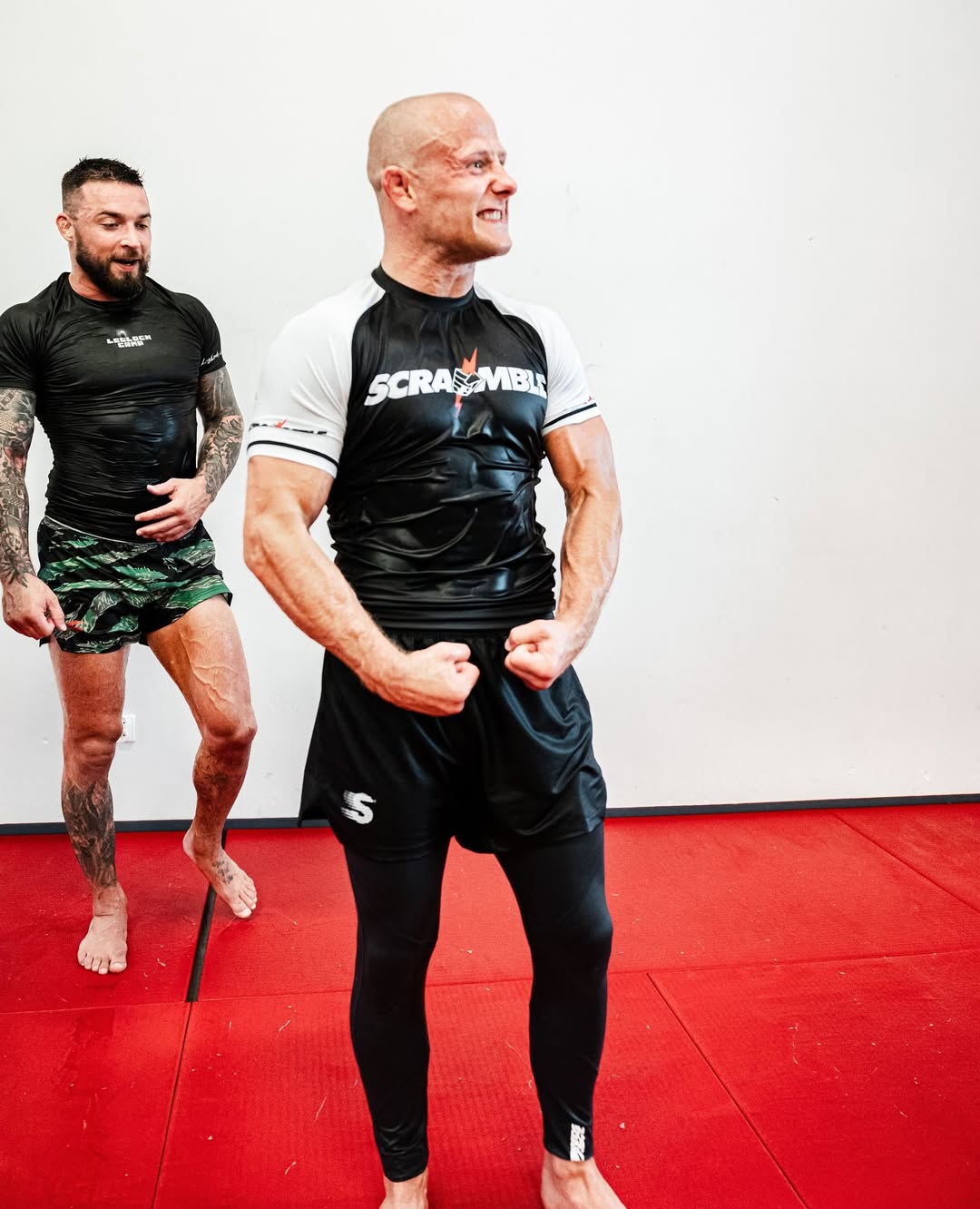 SCRAMBLE NEVER DIE RASHGUARD