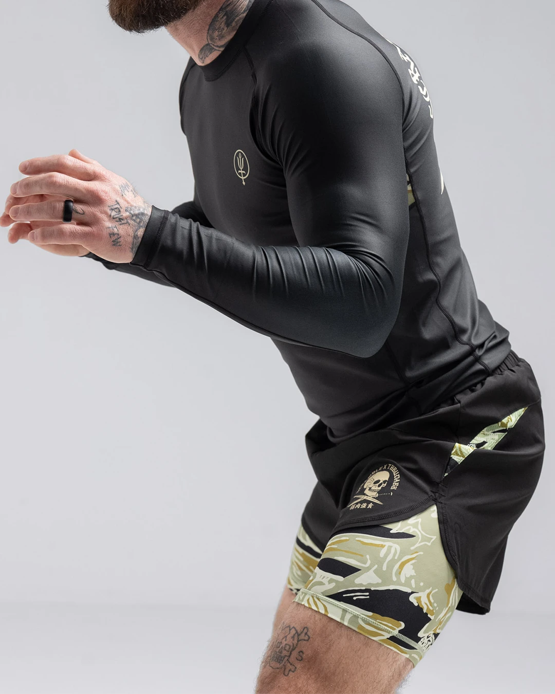 SCRAMBLE x THRUDARK ENSHU MK1 LS RASHGUARD