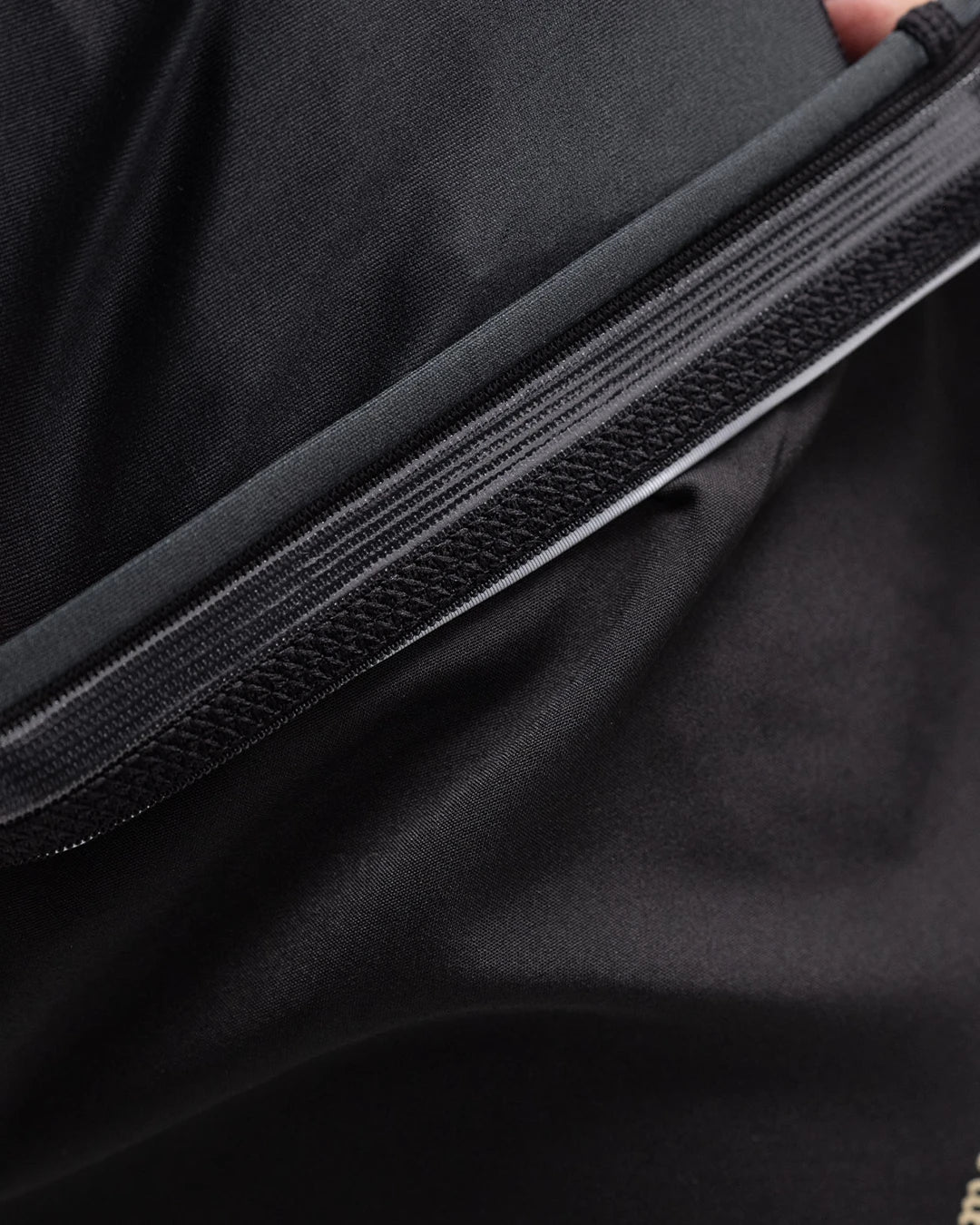 SCRAMBLE x THRUDARK ENSHU MK1 LS RASHGUARD